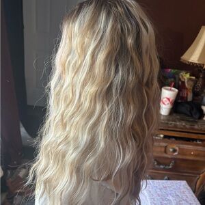 Blonde Wavy Hair Extension